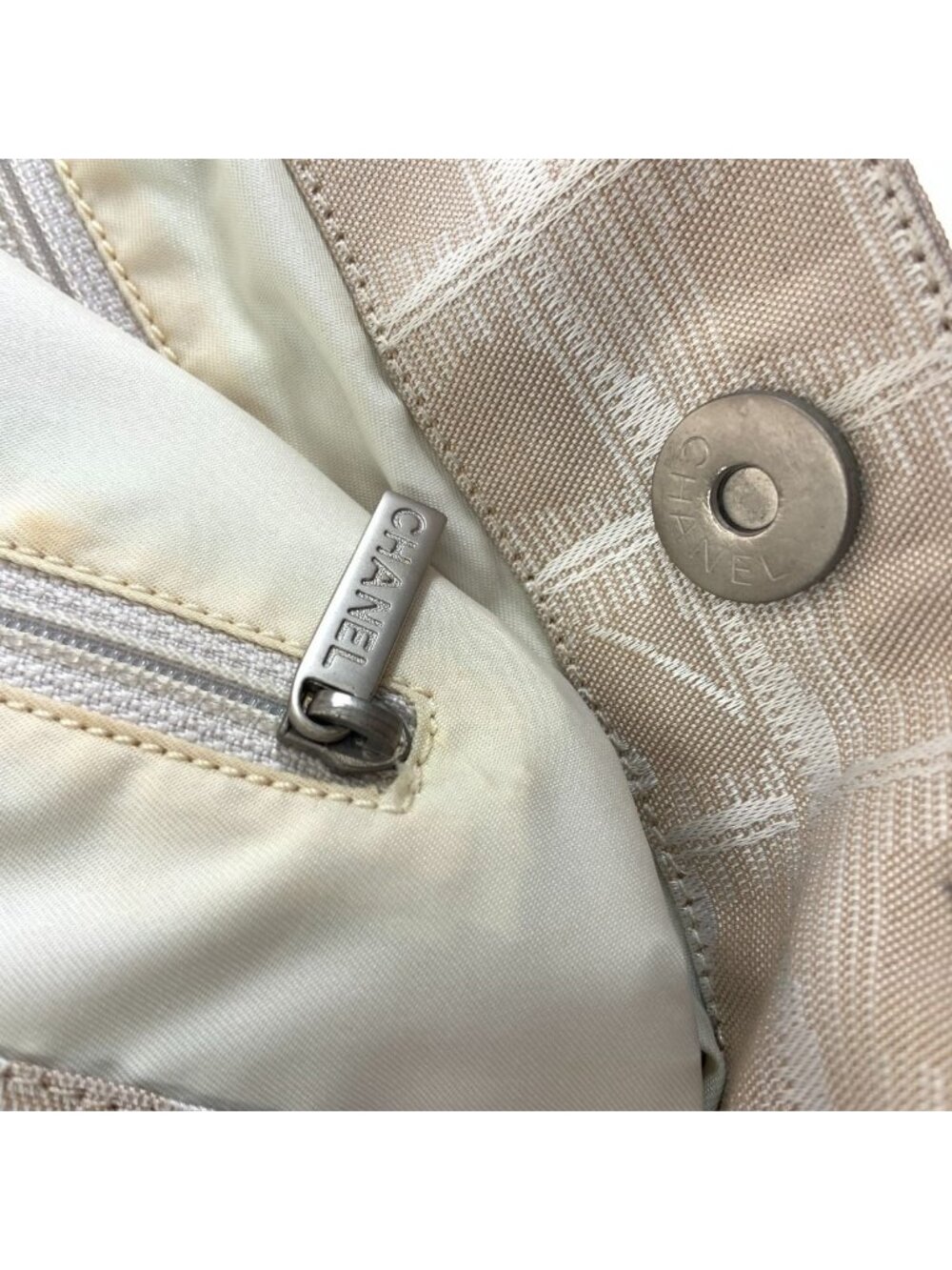 Chanel New Travel Line Tote Bag Beige - Picture 6 of 9